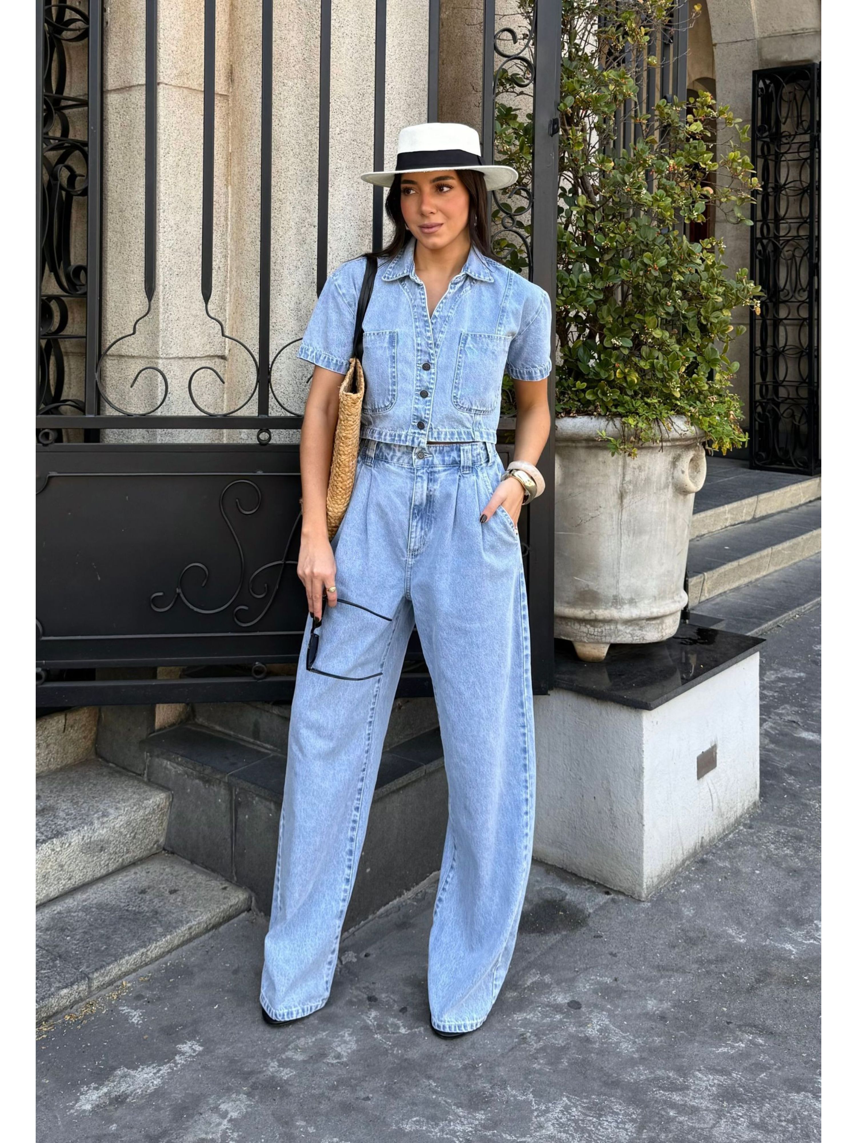 Calça Jeans Pantalona Cós Elástico Atrás - Claro Marmorizado 