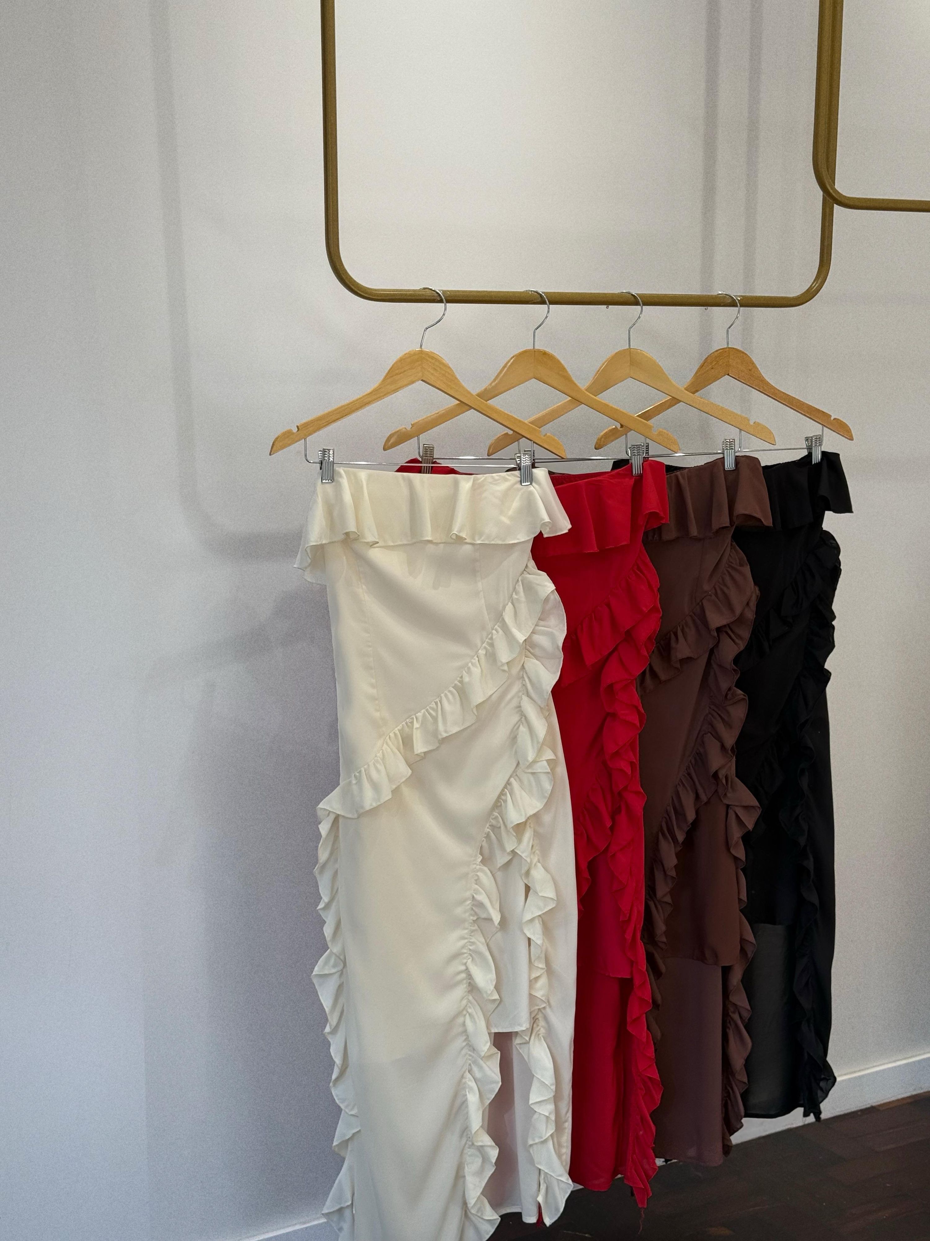 Vestido Tomara que Caia Babados e agenda Alessandra - Off White 