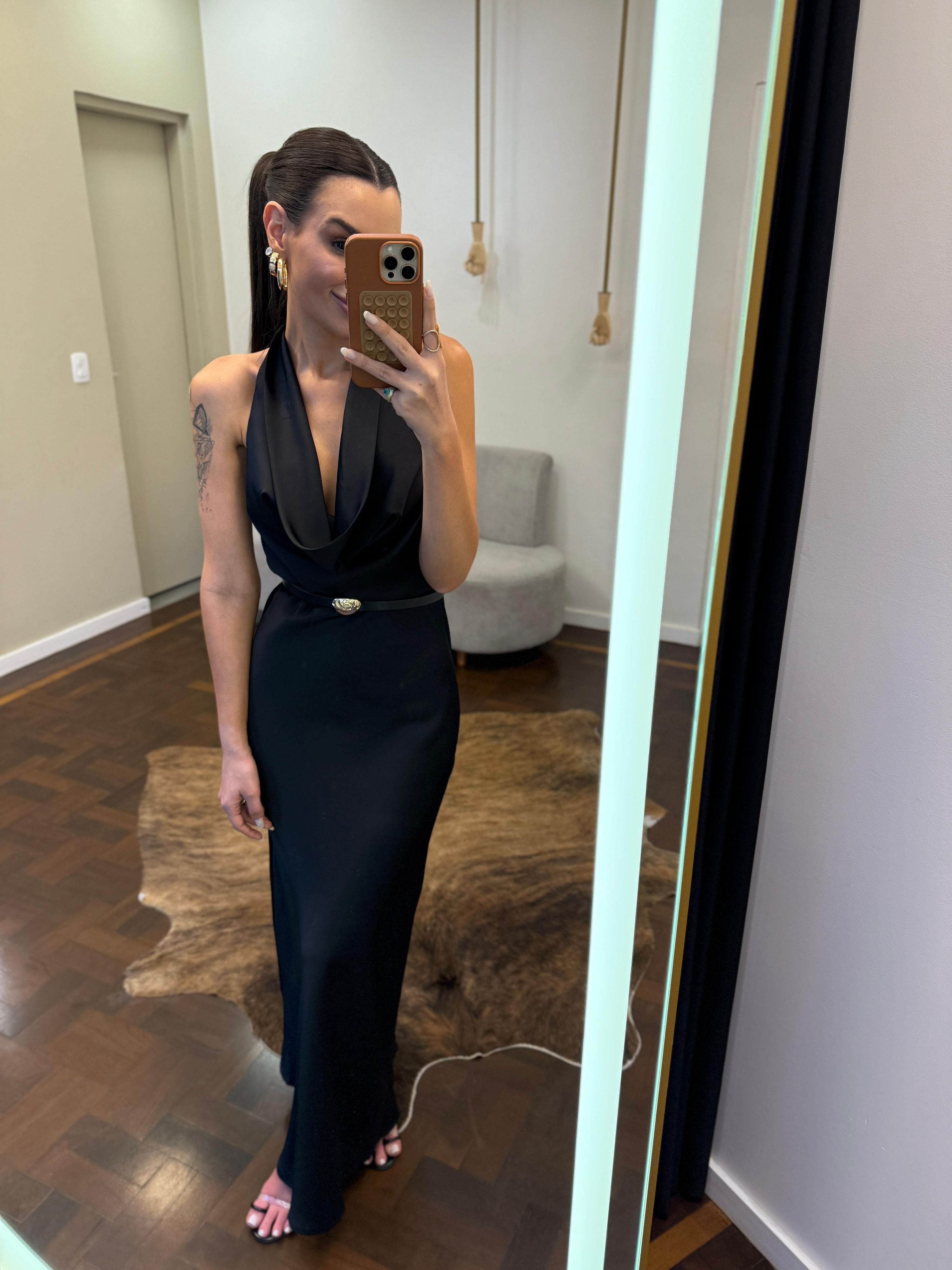 Vestido Cetim Gola Boba Gabriela - Preto 