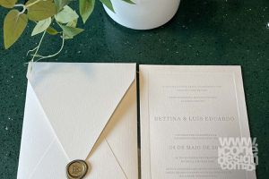 Convte de Casamento B&L - Ícone Design