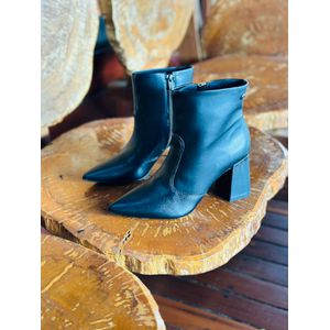 Bota Ariela Preta - 570423642a - Ana G Store