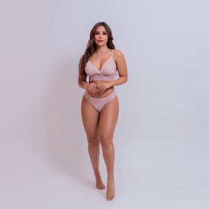 CONJUNTO TOP EM RENDA COM BOJO REMOVÍVEL 