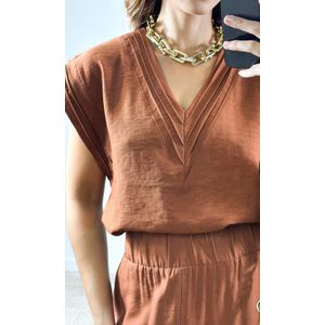 Conjunto Blusa com Decote Drapeado e Saia - Terra Cota