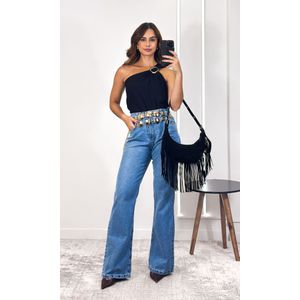 Blusa Viscose Um Ombro com Fivela - Preto