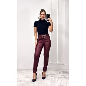 Calça Skinny Resinada - Bordô
