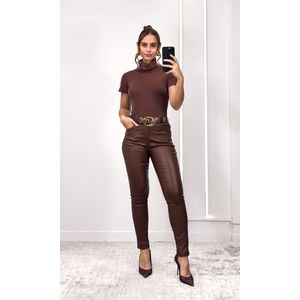 Calça Skinny Resinada - Marrom