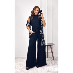Conjunto Texturizado Blusa Cavada e Calça - Preto