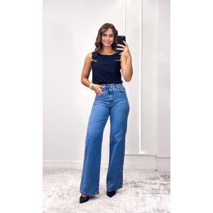 Blusa Cavada Recorte no Busto - Preto