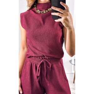 Conjunto Texturizado Blusa Cavada e Calça - Bordô