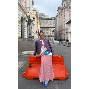 Saia Evase Listra Fina - Branco/Vermelho