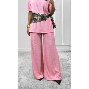 Conjunto Canelado Camiseta e Calça - Rosa Candy