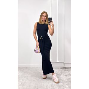 Vestido Cavado com Fivela Amarração - Preto