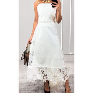 Conjunto Cropped e Saia Guipir Flores - Branco
