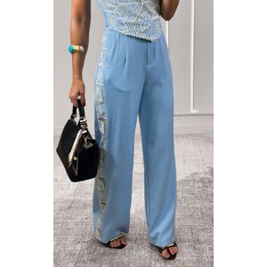 Conjunto Blusa e Calça Guipir Lateral - Azul Claro
