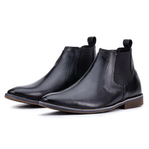 Bota social Paris em Couro Preto Kéffor 