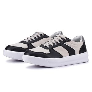 Tênis Feminino Flora Kéffor em Couro Branco e Preto