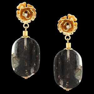 Brinco folheado à Ouro 18k Flor de Quartzo Fumê - ... - EFEITO NATURAL