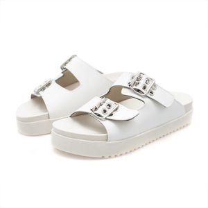 Papete Feminina Urban Sandalia Confortável com Fivela e Detalhe Metalizado, Leve e Anatômica Plataforma Off-White