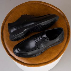 Sapato Masculino Lyon Em Couro Preto Savelli - SAVELLI CALÇADOS