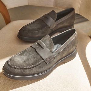 Sapato Masculino Lyon Em Couro Carbono Savelli - SAVELLI CALÇADOS