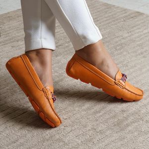 Mocassim Feminino Charlotte Em Couro Laranja Savel... - SAVELLI CALÇADOS