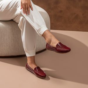 Mocassim Feminino Nice Em Couro Vinho Savelli - SAVELLI CALÇADOS