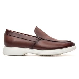 Sapato Masculino Lyon Em Couro Pinhão Savelli - SAVELLI CALÇADOS