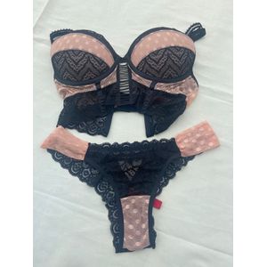 CROPPED SENSUAL COM BOJO CALCINHA SEXY COM DETALHES DE RENDA POÁ BEGE C/ PRETO 02145