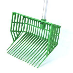 GARFO PLÁSTICO CONCHA PARA LIMPAR ESTÁBULO. - SMARTCHOICEBR