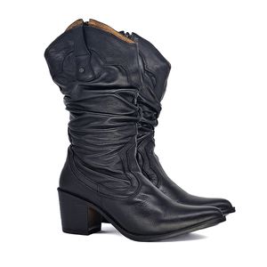Bota Feminina Texana Em Couro Preta - ZOCCOLETTE