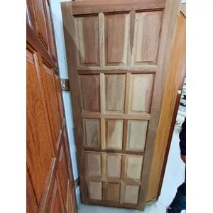 PORTA 0,70X2,10 MADEIRA MISTA - 15 A 24 ALMOFADAS - Sperandio