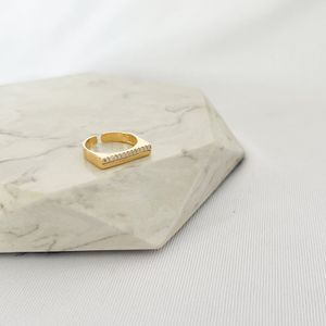 Anel Fio Cravejado Folheado em Ouro 18k