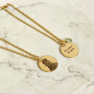 Kit 4 - 2 Pulseiras medalha M Personalizadas Folheado em Ouro 18k