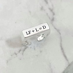 Anel Quadrado Personalizado Regulável Folheado em Prata 925