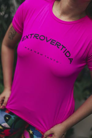 Camiseta Fem Extrovertida Rosa - 5070 - Funlab