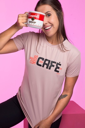 Camiseta Feminina Funfit - Só Pego Com Café Rosa -... - FUNFIT 