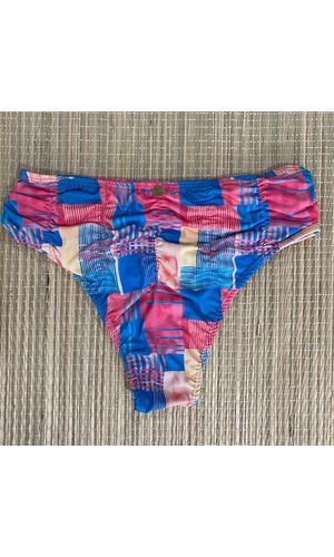 Hot Pants Drapeada Euforia - DELLYUS