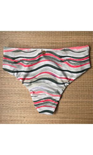 Hot Pants Verano - DELLYUS