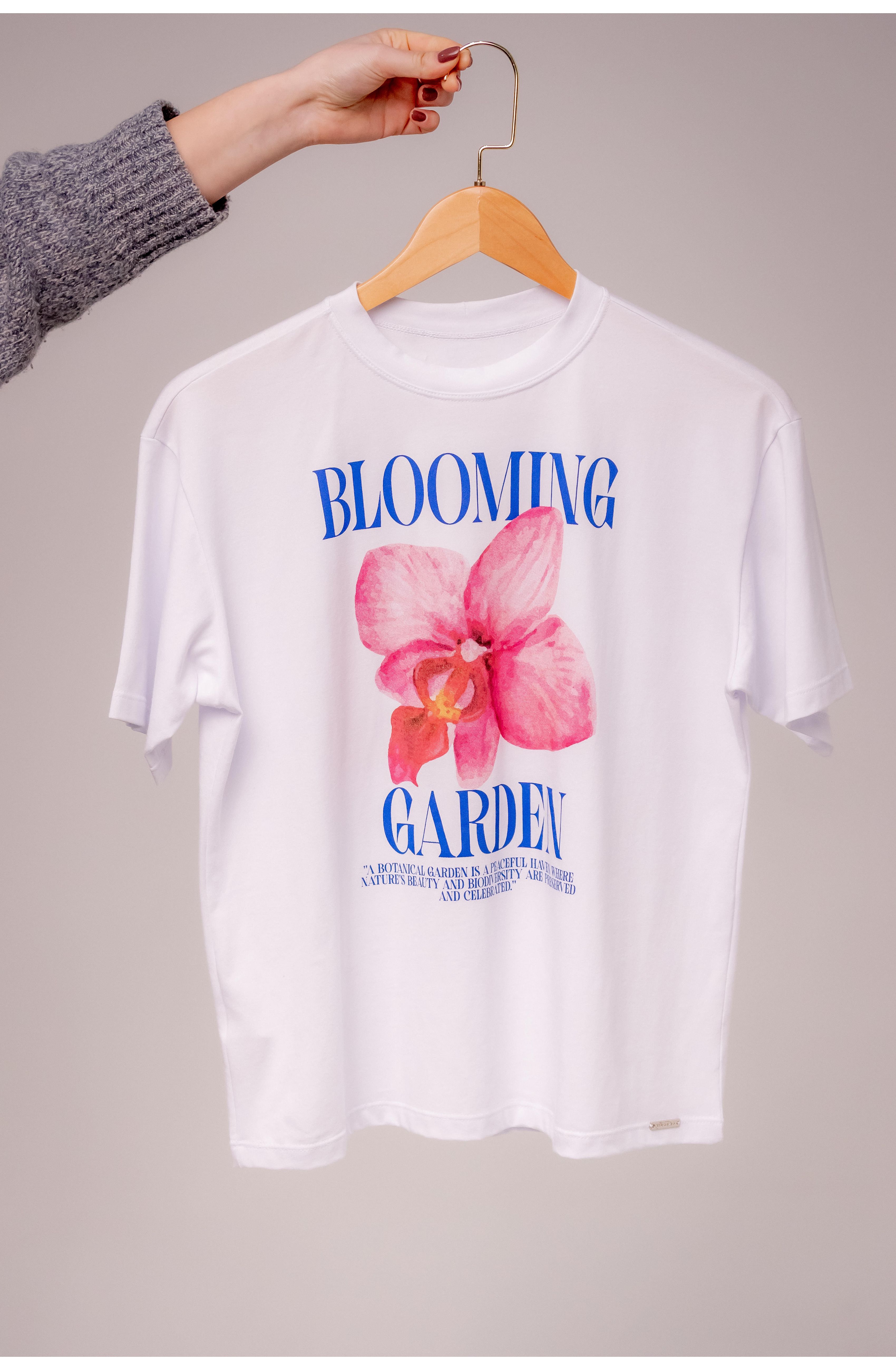 T-SHIRT BLOOMING GARDEN