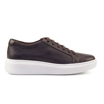 Tenis feminino na cor marrom com solado branco estilo Grife