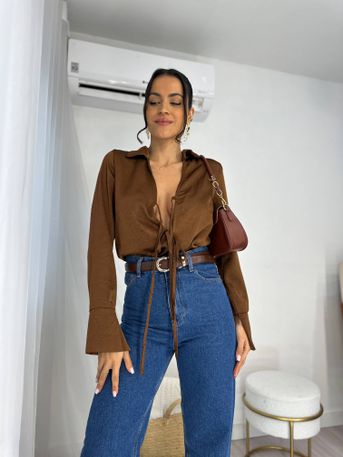 Blusa Acetinada Marrom Lilian - SUBLIME 