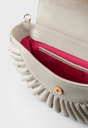 Bolsa Gaia Off white, Fendi e Areia| Sob Encomenda