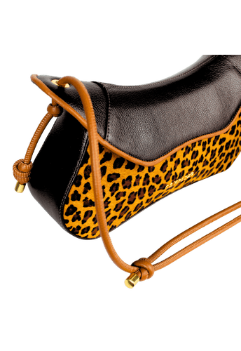 Bolsa Madonna Café com Onça e Caramelo