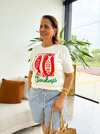 T shirt Sardinha Flor - 8190 - Rebeca Azevedo
