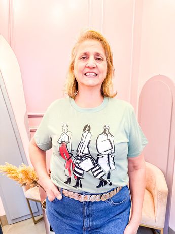 T shirt Fashionista verde - 2066 - Rebeca Azevedo