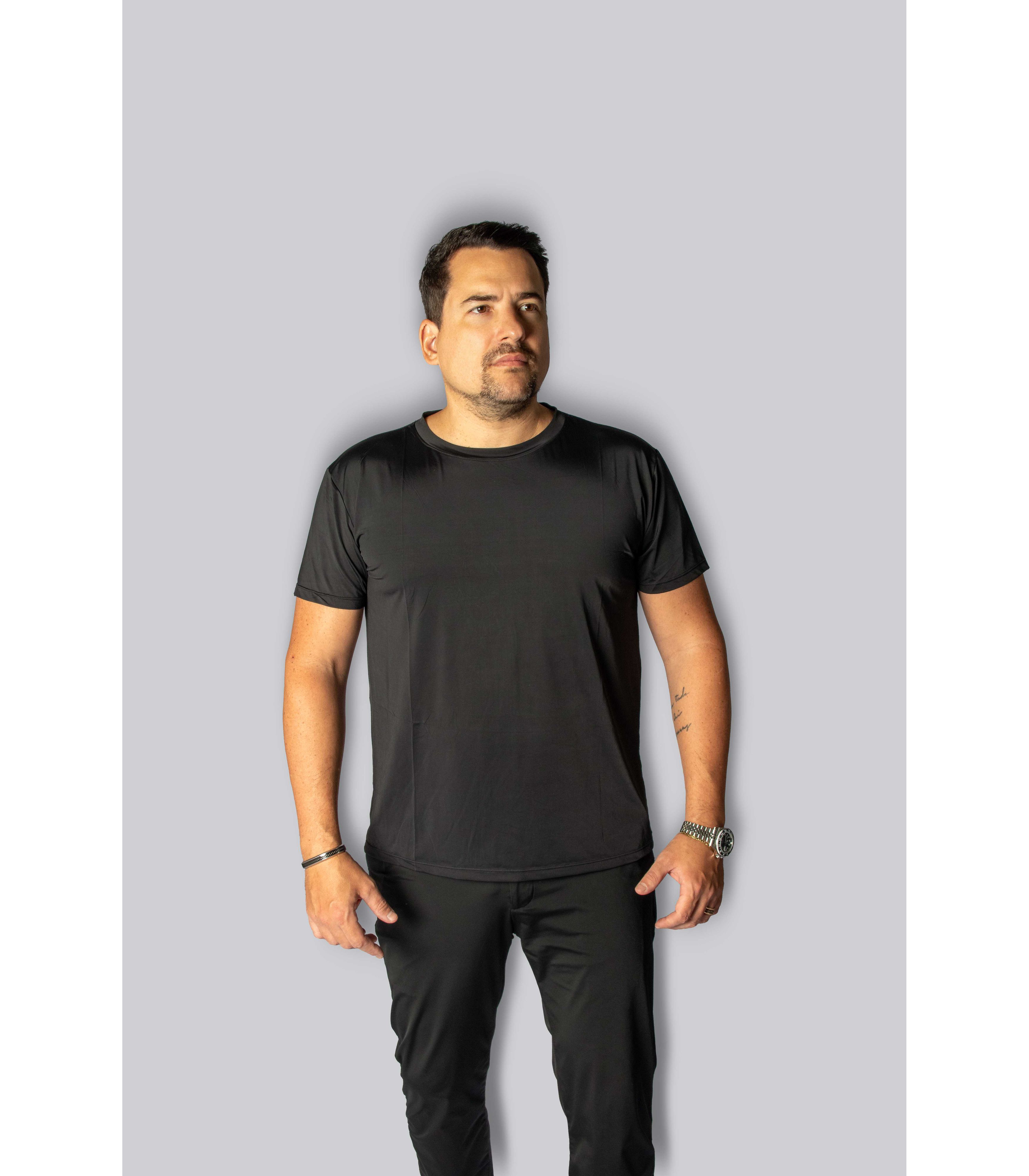 Camiseta Tecnológica Preta Slim – King Ternos