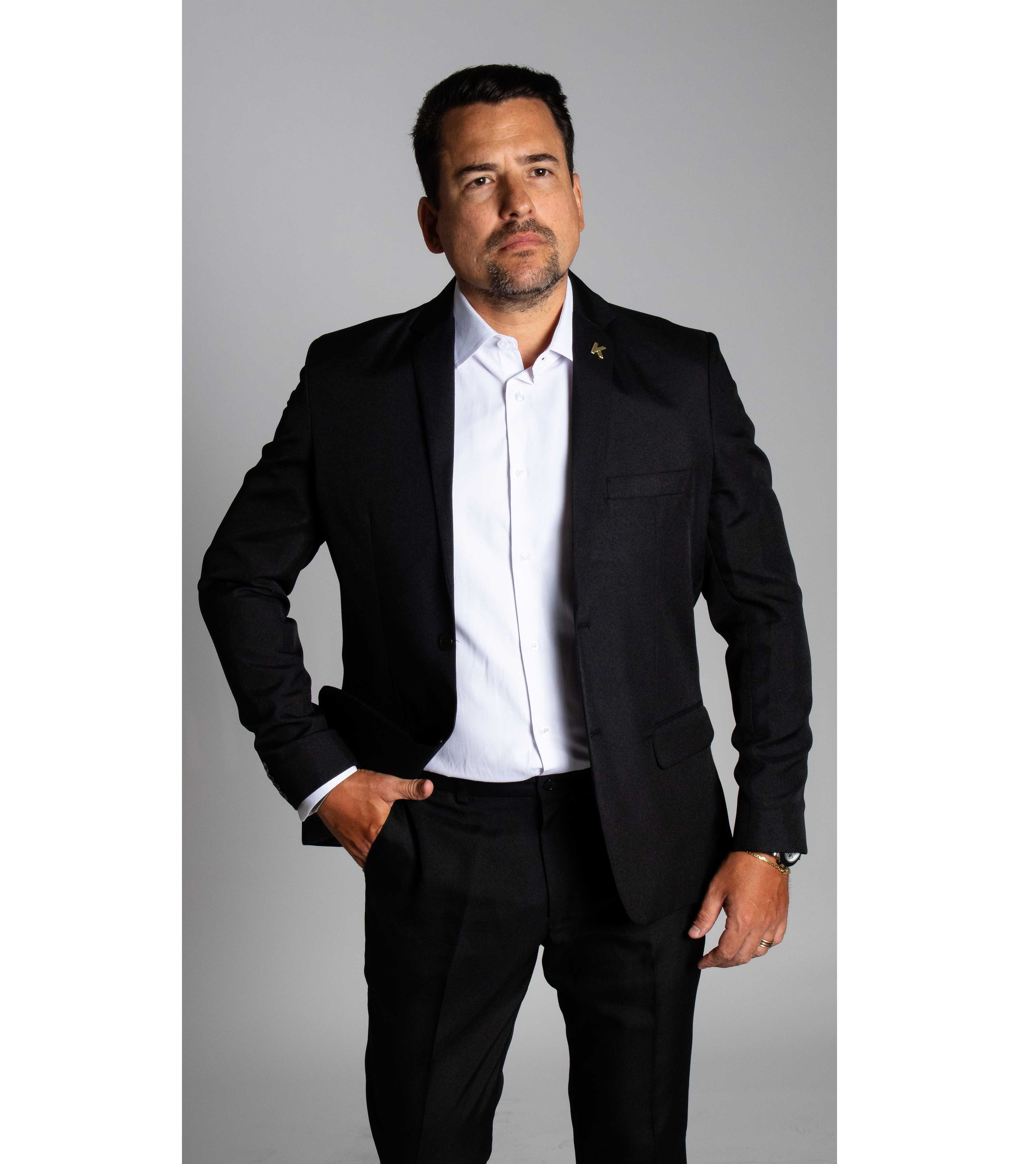 Terno Preto Slim em Poliéster - King Ternos - King Ternos