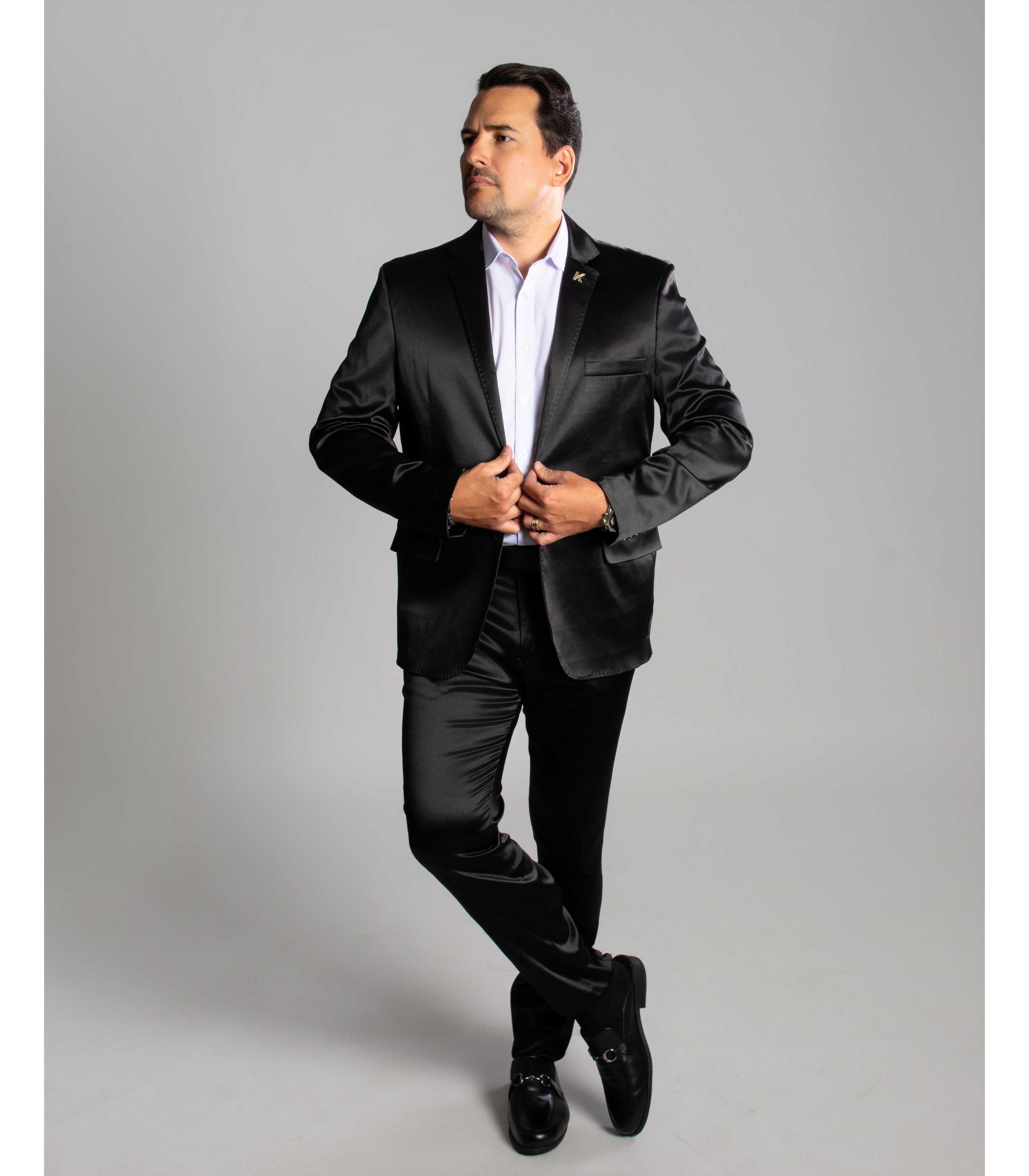 Terno Preto Brilho Slim em Poliviscose - King Tern... - King Ternos