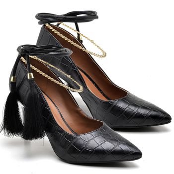 8103 Scarpin Salto Médio Crododiles Preto com Corrente e Pingente - ELLA´S ONLINE | Calçados e Acessórios Femininos