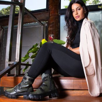 Bota Coturno Casual Feminina Dorf Couro Verde Militar - DORF